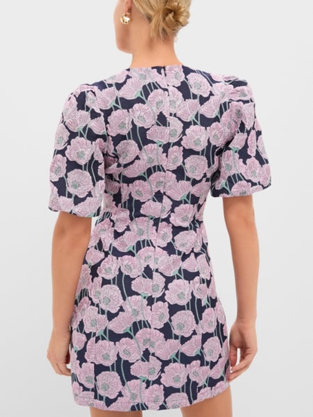 Tuckernuck HYACINTH HOUSE
Pink & Navy Floral Jacquard Minetta Mini Dress - Picture 13 of 16